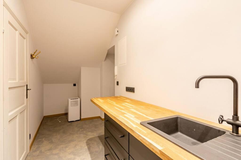 Riverside Kazimierz Castle 3 Min P4You Pl Krakow Luaran gambar