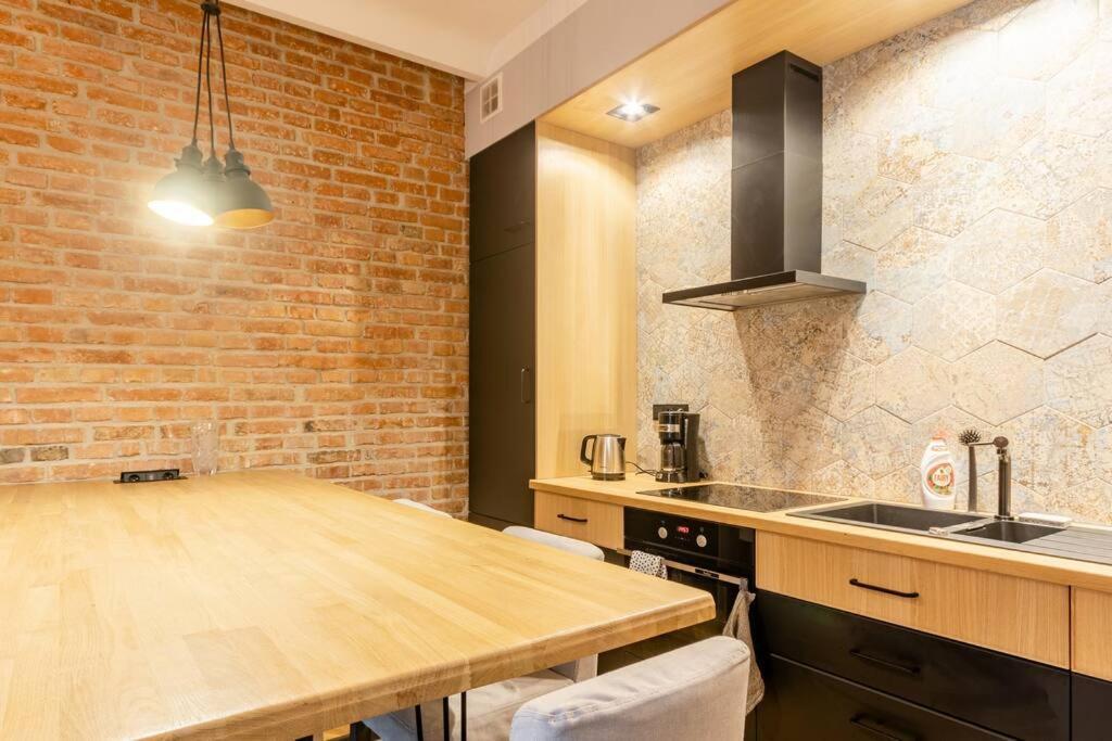 Riverside Kazimierz Castle 3 Min P4You Pl Krakow Luaran gambar
